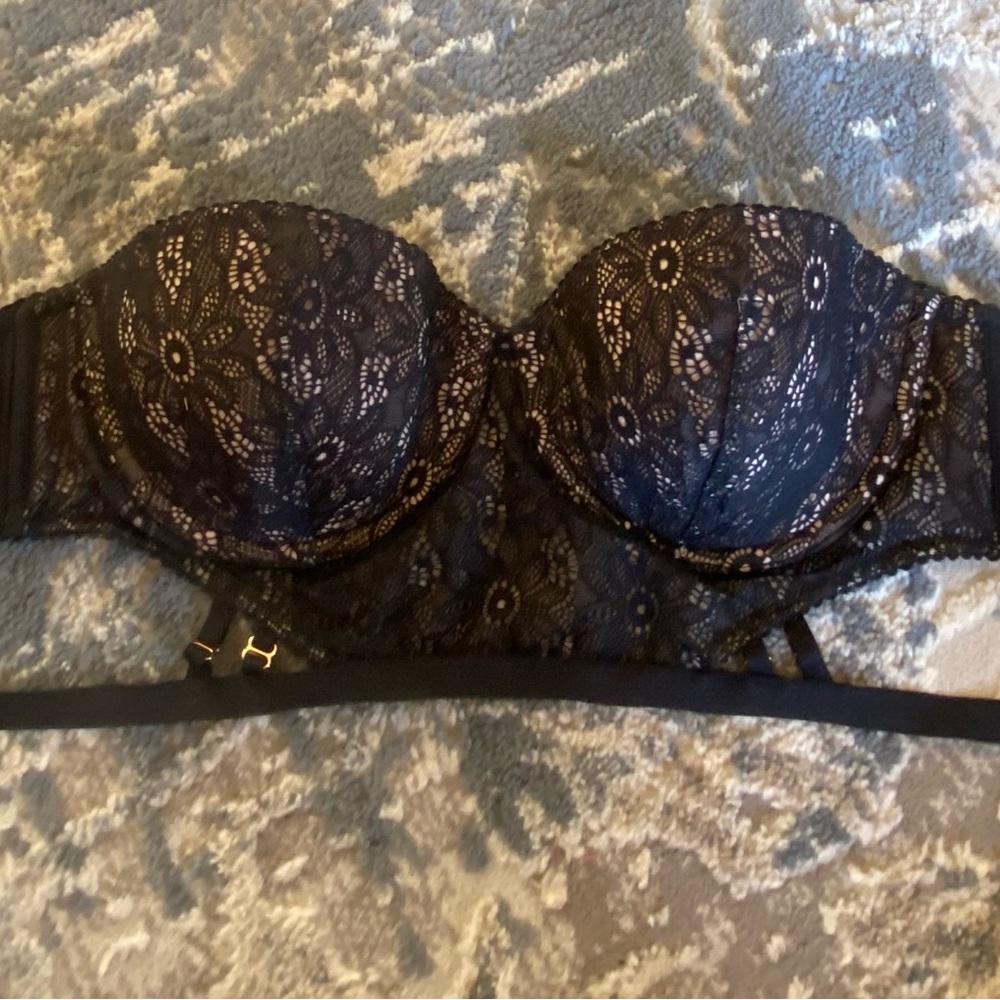 Victoria's Secret Black Lace very sexy Bra